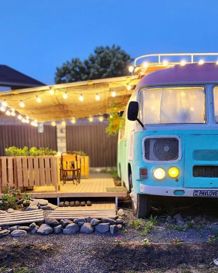 فندق Pavlove Tiny Bus House In Qabala