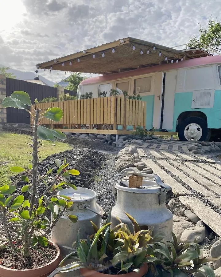 فندق Pavlove Tiny Bus House In Qabala مكان تخييم غابالا